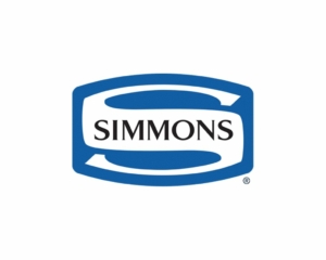 logo-simmons Logo bleu et blanc comportant un grand « S » avec le mot « Simmons » élégamment centré, rappelant le style parisien chic. Canape Paris by Atelier Bis