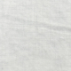 Gros plan d'un tissu blanc uni avec une texture tissée subtile et des fils visibles. Canape Paris by Atelier Bis